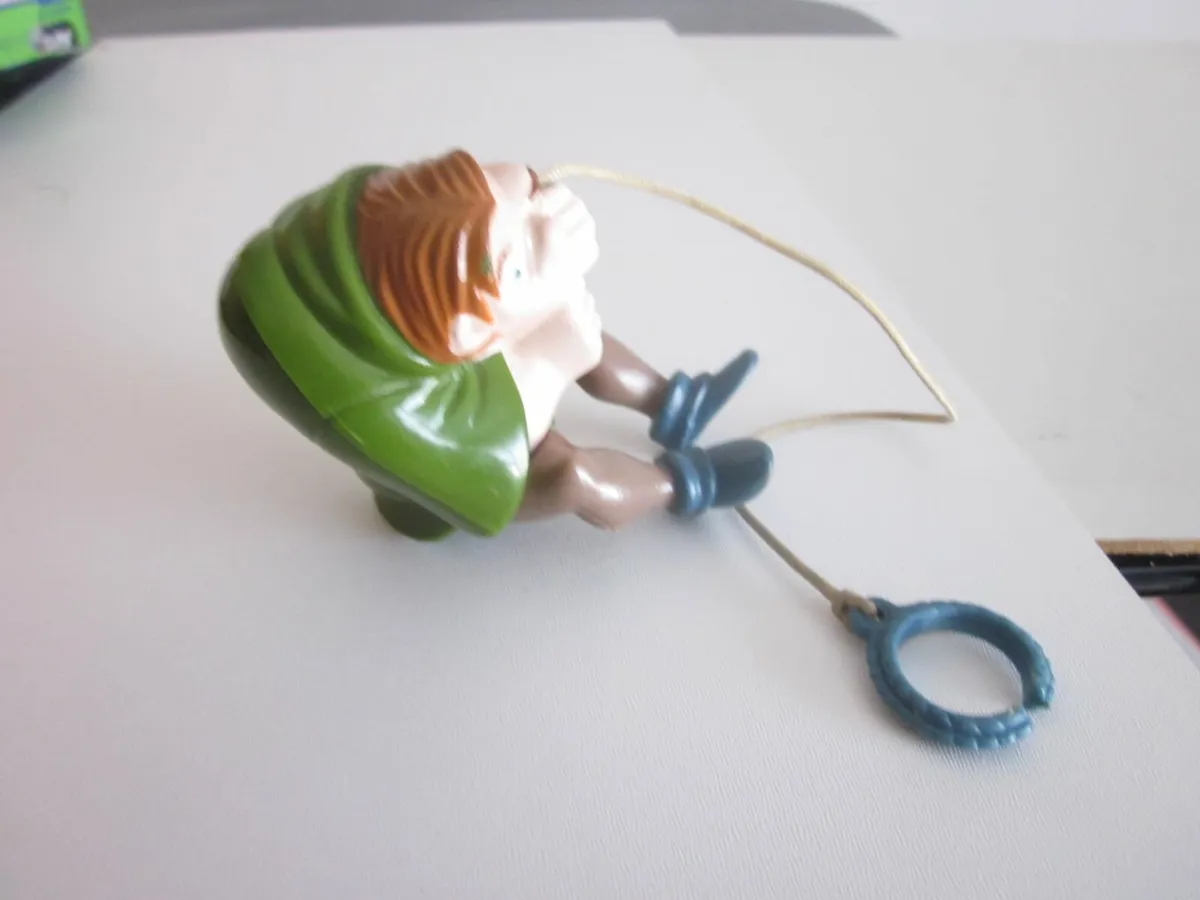 Mc Donalds Vintage The Hunchback of Notre Dame Fig - Image 3