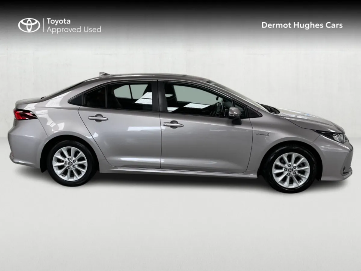 Toyota Corolla Hybrid Luna Saloon 1.8L Automatic | - Image 3