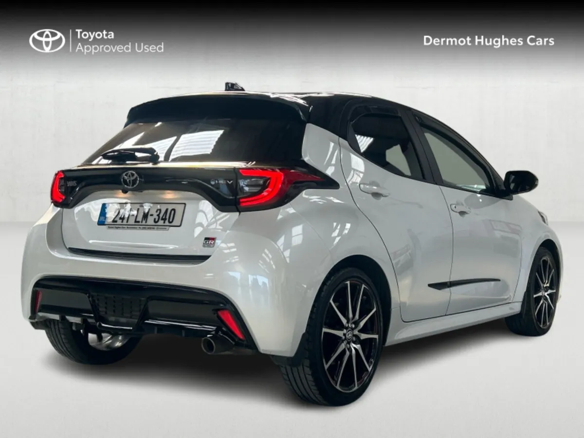 Toyota Yaris HYBRID 130 GR SPORT - Image 2