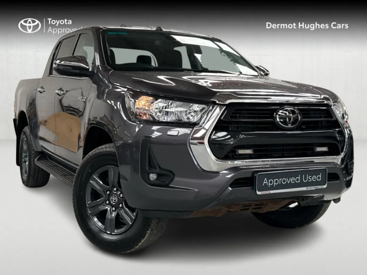 Toyota Hilux 2.4 - Image 1