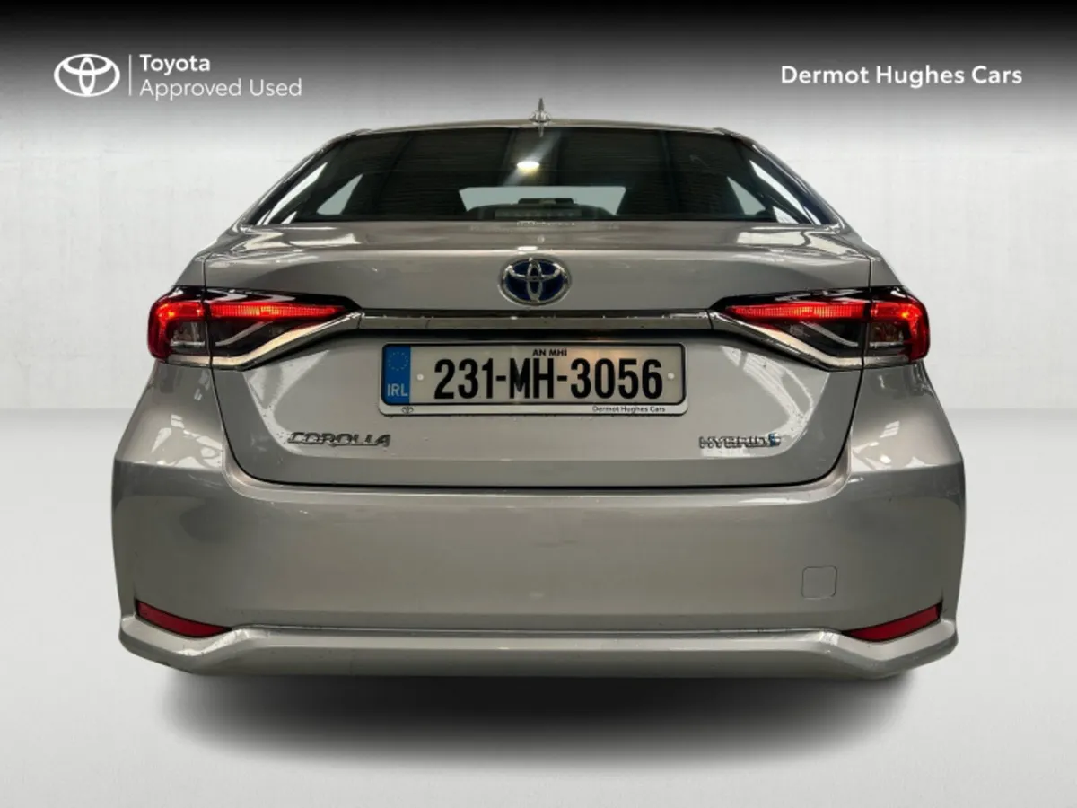 Toyota Corolla COROLLA LUNA SALOON - Image 4