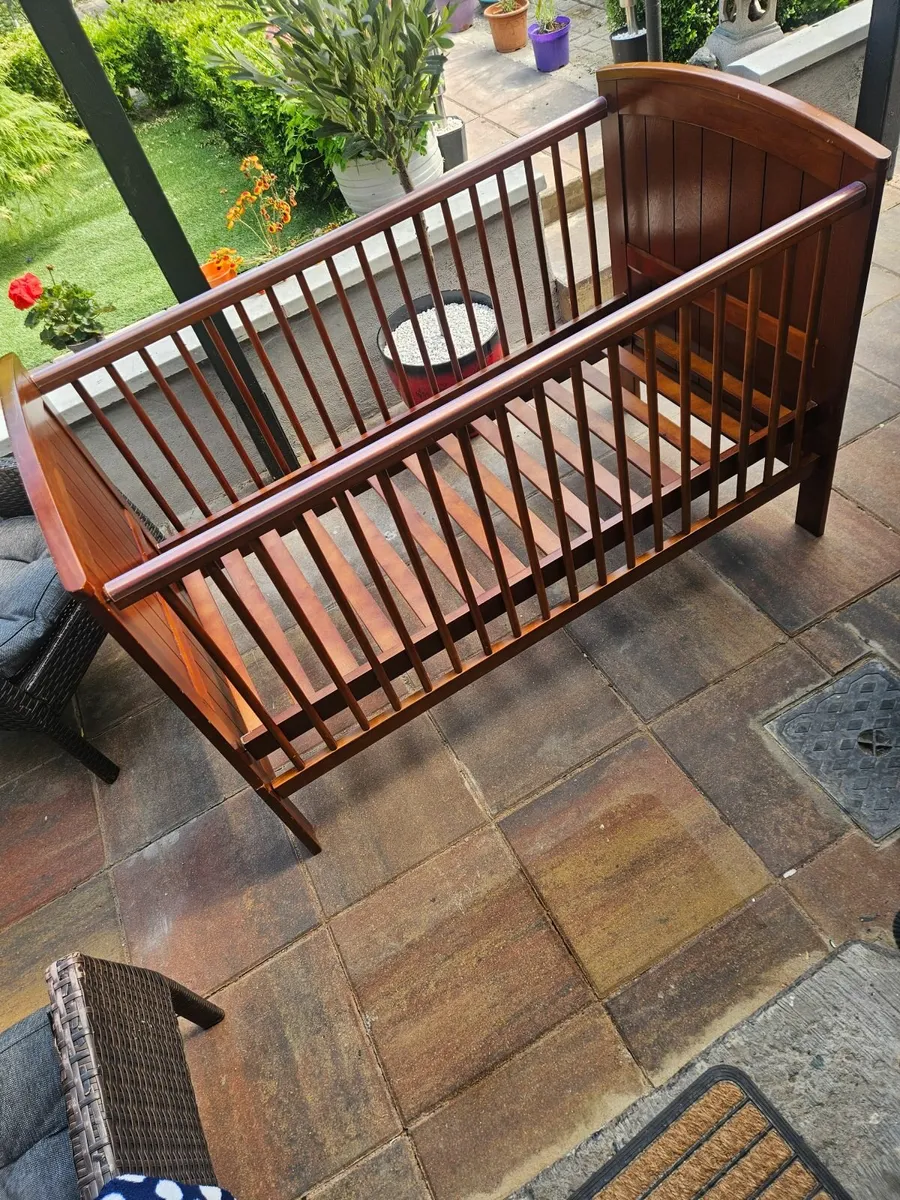 Cotbed - Image 3