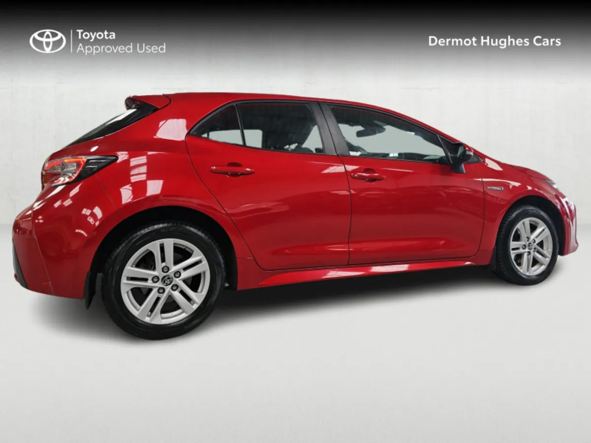 Toyota Corolla HYBRID LUNA HATCHBACK - Image 3