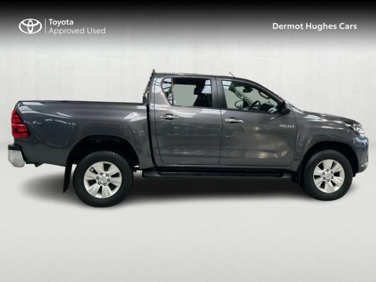 Toyota Hilux HILUX DOUBLE CAB SR5 - Image 3