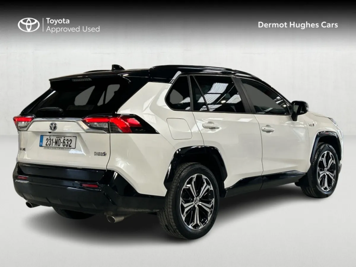 Toyota RAV4 RAV4 PLUG-IN HYBRID SPORT - Image 2