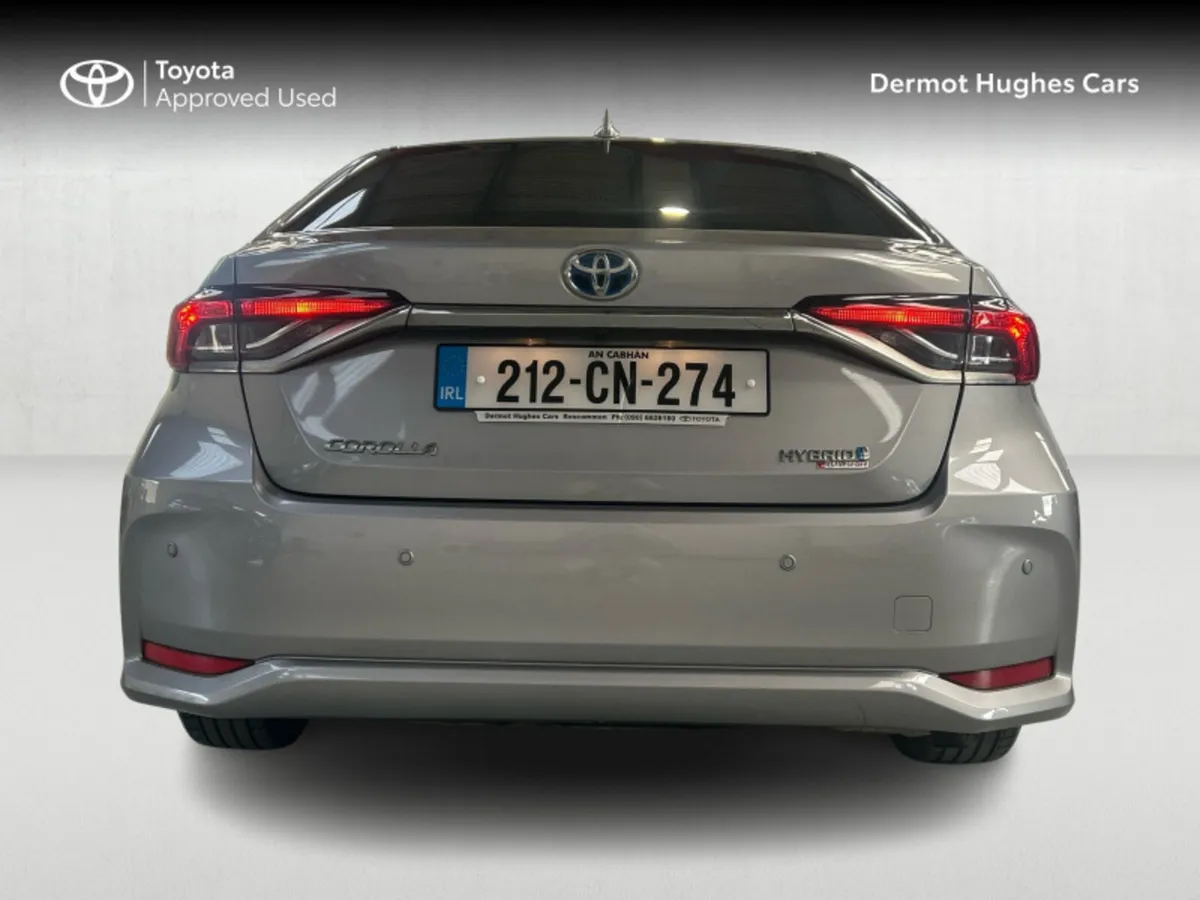 Toyota Corolla COROLLA HYBRID LUNA SPORT - Image 4