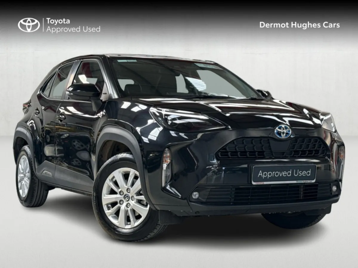 Toyota Yaris Cross YARIS CROSS LUNA - Image 1