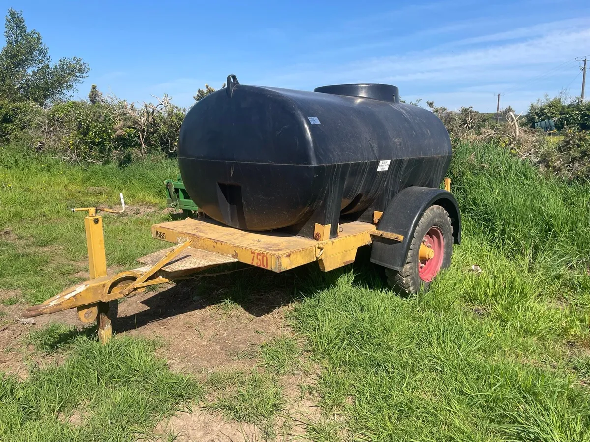 2000L water bowser/dust suppression - Image 1