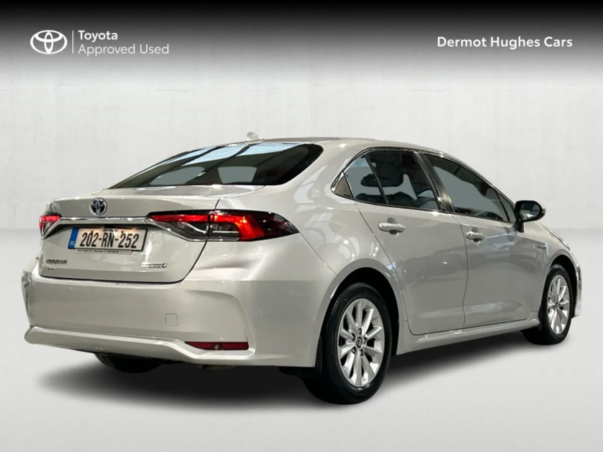 Toyota Corolla LUNA SAL 4DR AUTO - Image 2