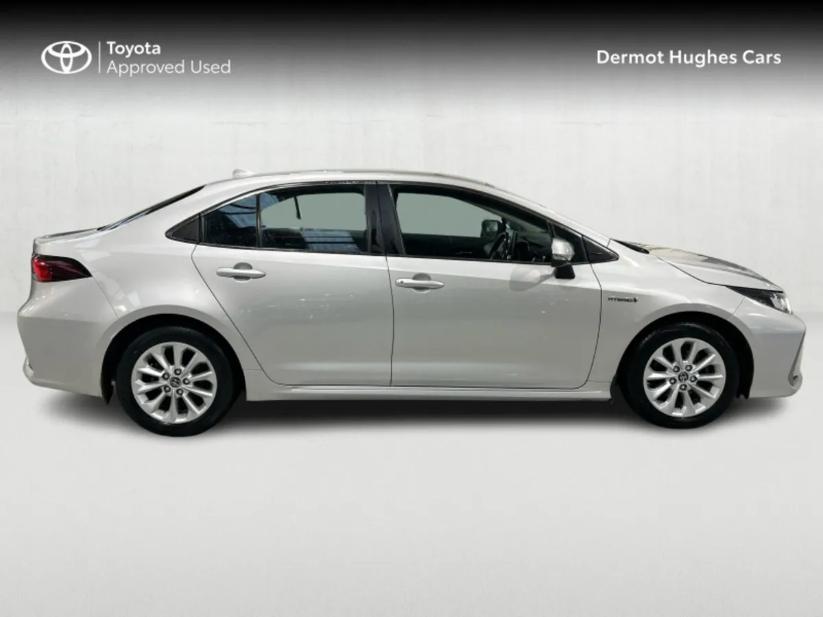 Toyota Corolla LUNA SAL 4DR AUTO - Image 3
