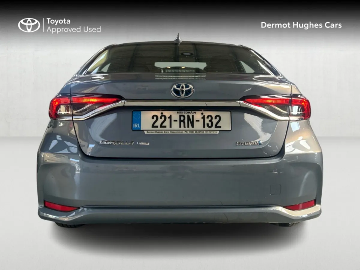 Toyota Corolla HYB LUNA SALOON 4DR AUTO - Image 4