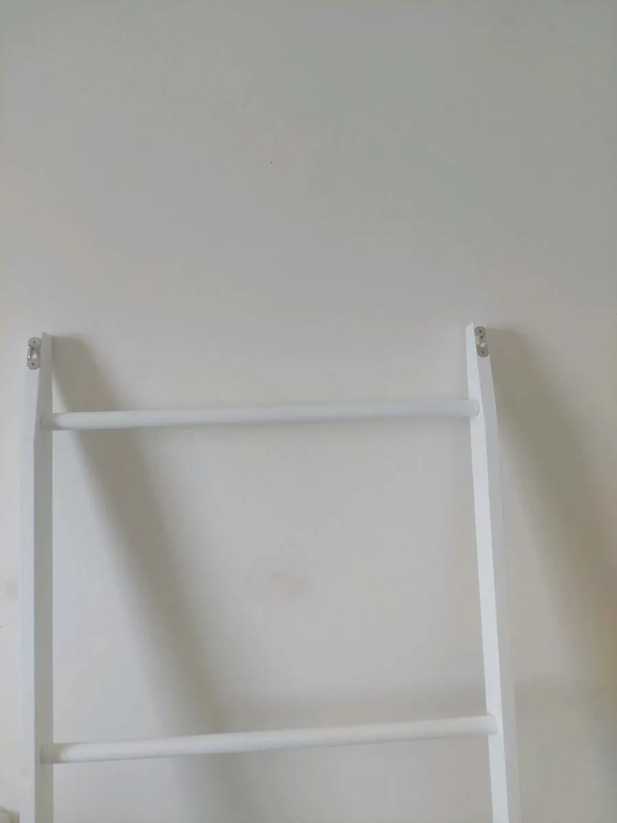 Wooden ladder shelf - Image 4