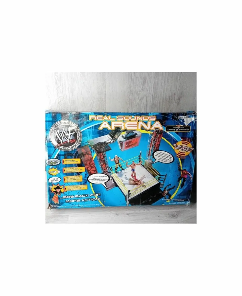WWF REAL SOUNDS ARENA JAKKS PACIFIC 2001 - NEW