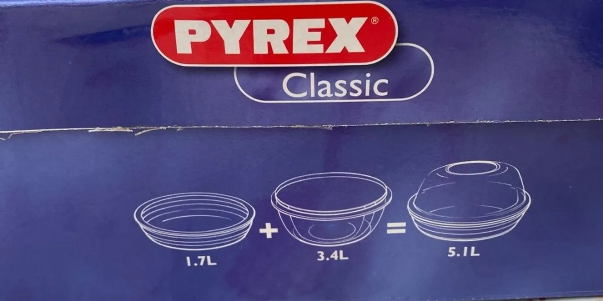 Pyrex Dishes - Image 4
