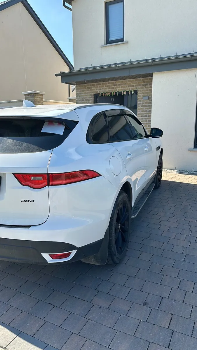 Jaguar F-Pace 2019 - Image 2