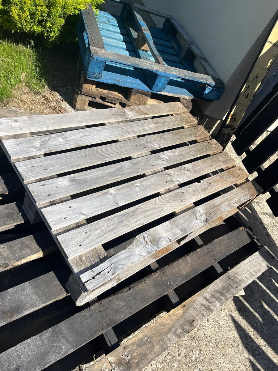 Pallets - Image 2