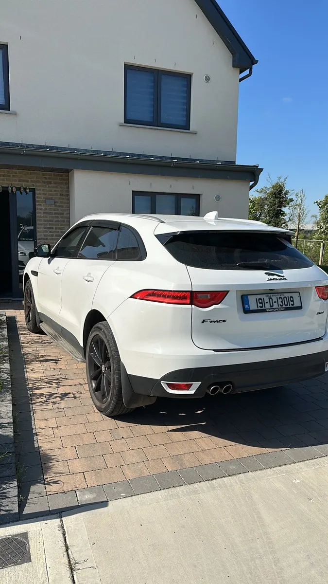 Jaguar F-Pace 2019 - Image 4