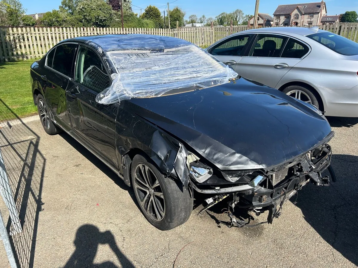 2017 Volkswagen Passat 2.0 HIGHLINE NO CLAIM - Image 1