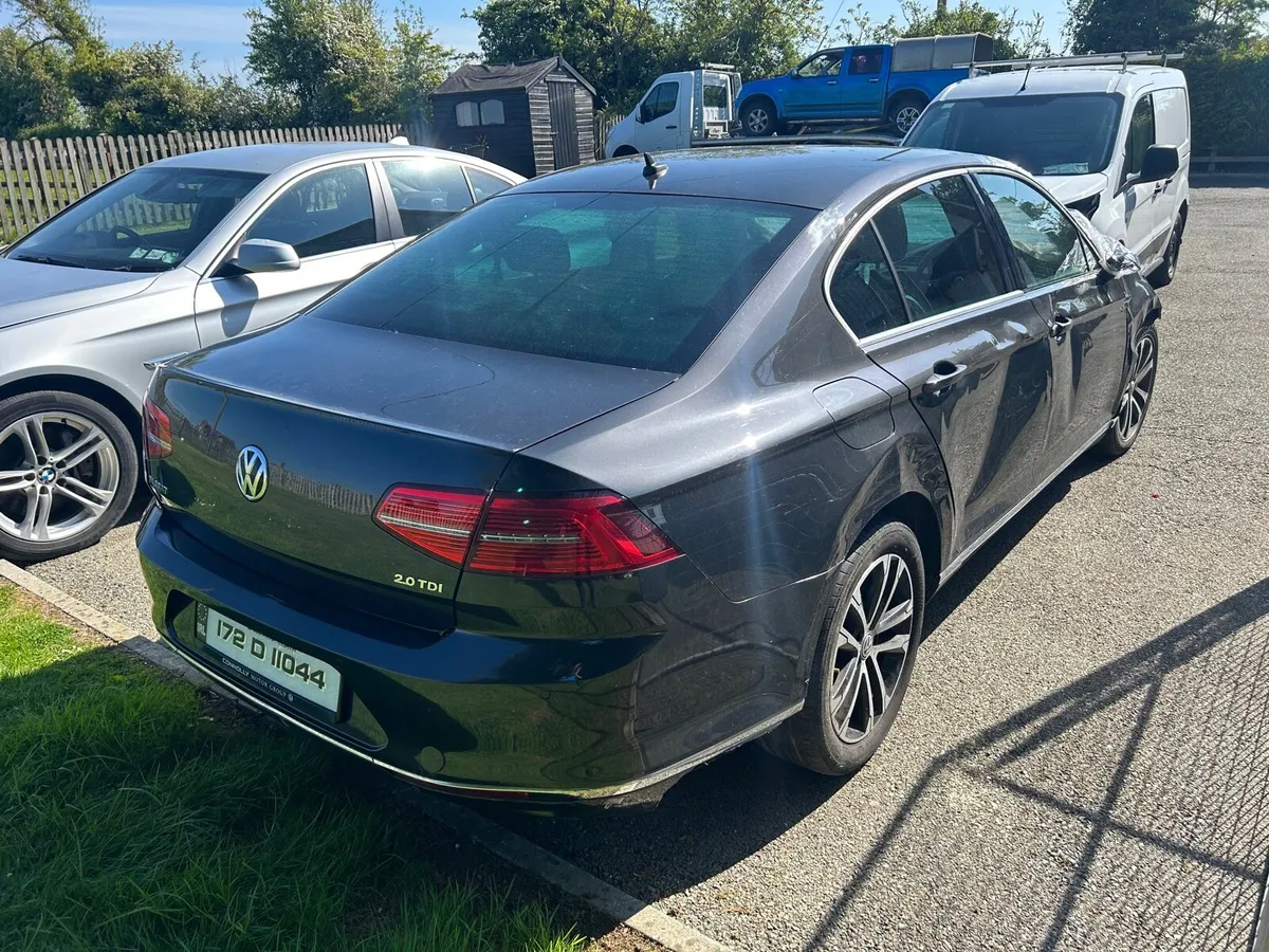 2017 Volkswagen Passat 2.0 HIGHLINE NO CLAIM - Image 2