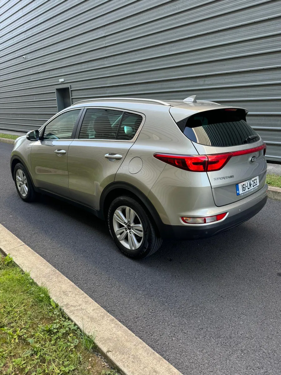 Kia Sportage 2016 EX 1.7 Crdi ONLY 120k MILES - Image 4