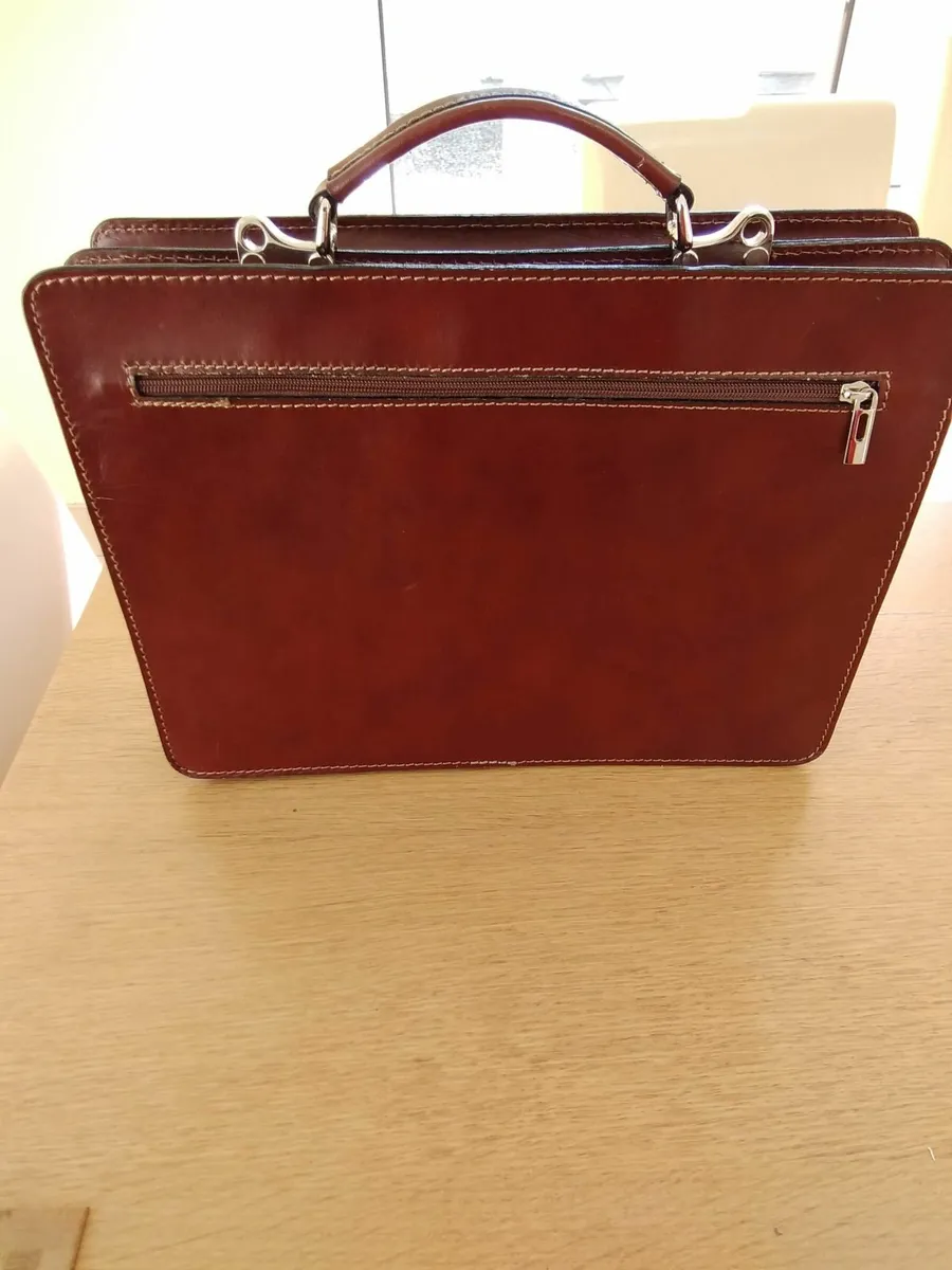Leather briefcase - Image 2