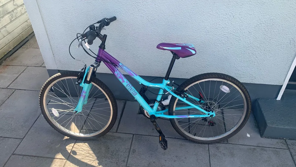 Apollo Vivid Junior Mountain Bike - 24" Wheel - Image 1