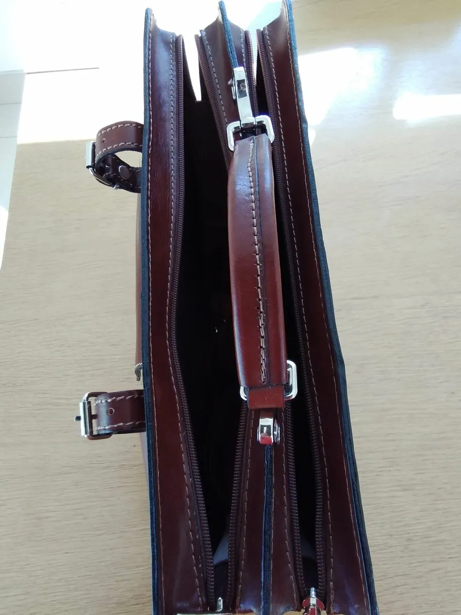 Leather briefcase - Image 3