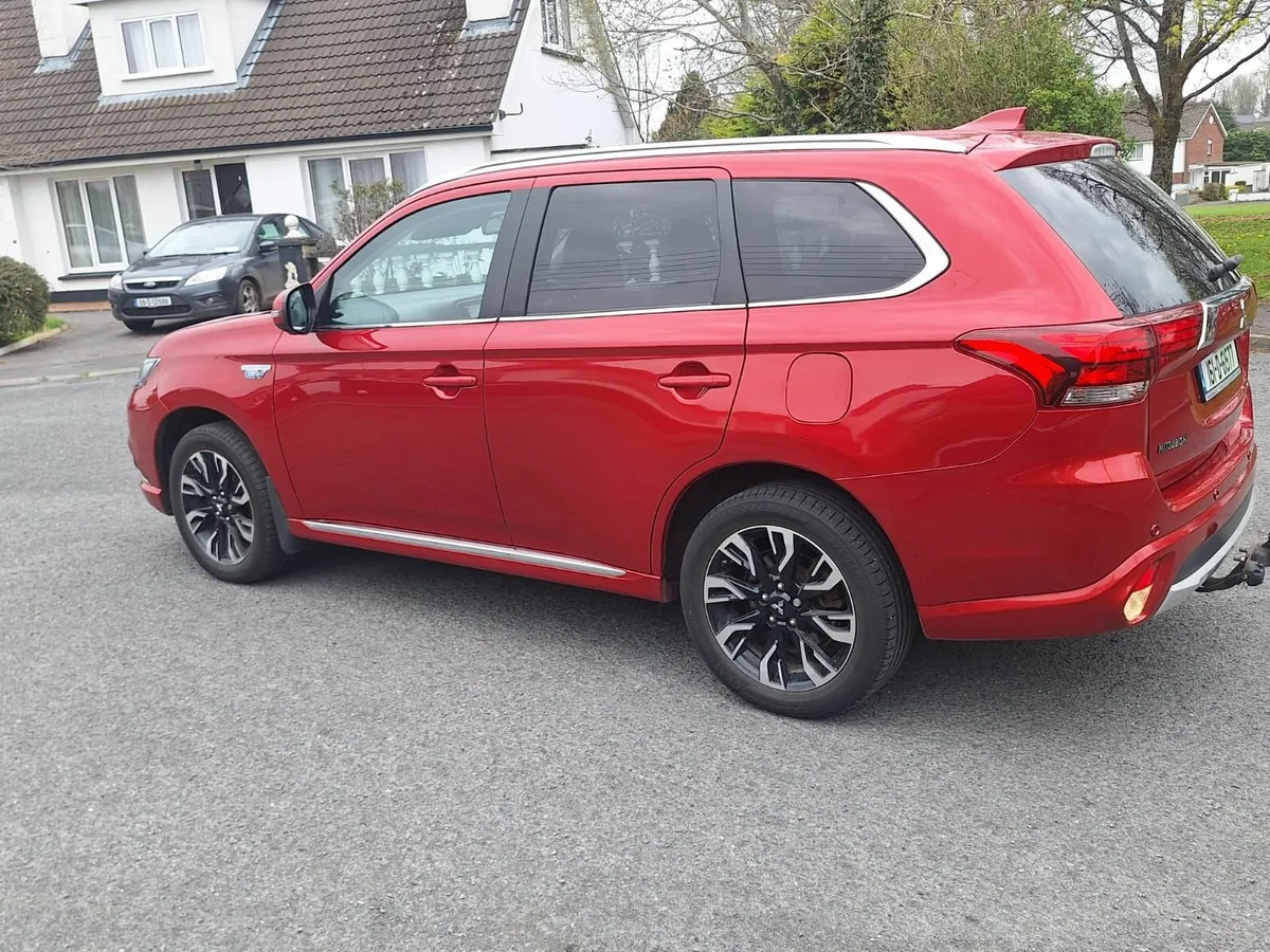 Mitsubishi Outlander 2016 - Image 3