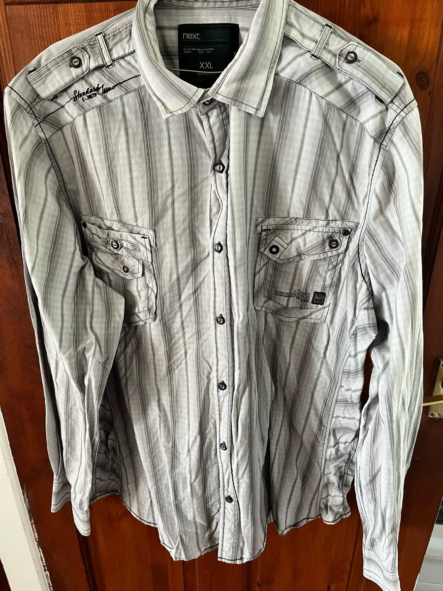 Brand Clothes in excellent condition - Image 2