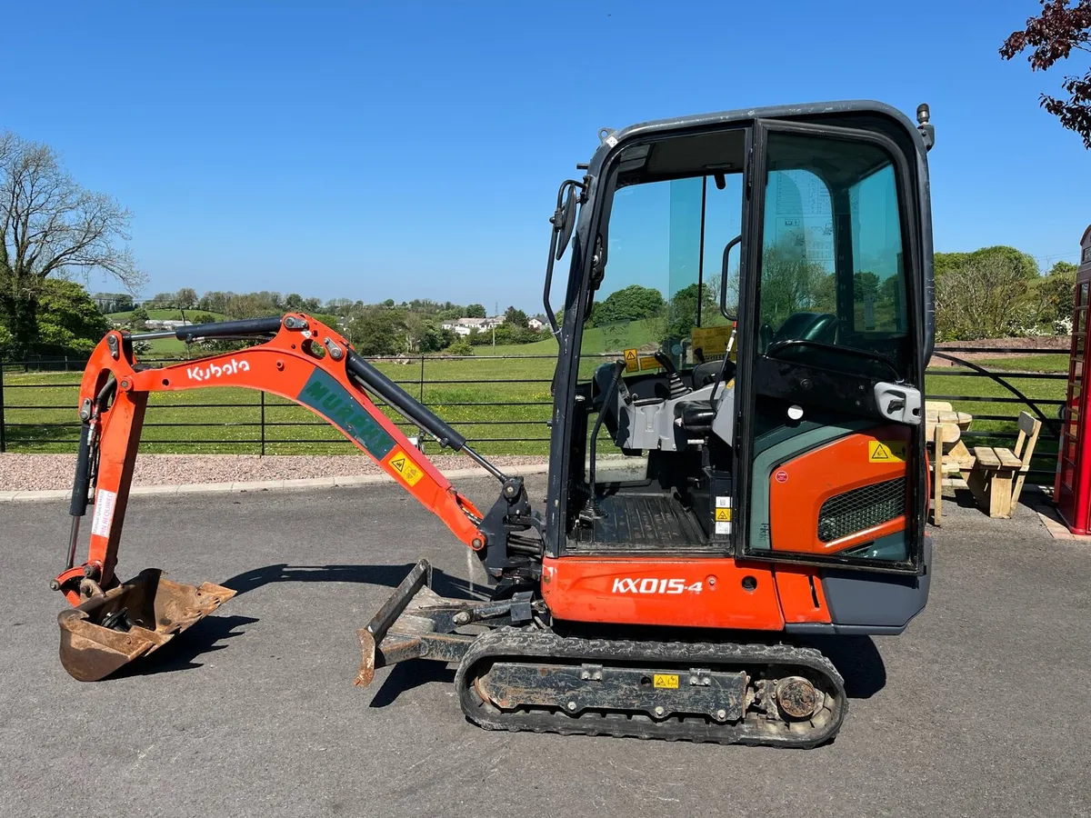 2016 Kubota kx015-4 - Image 2