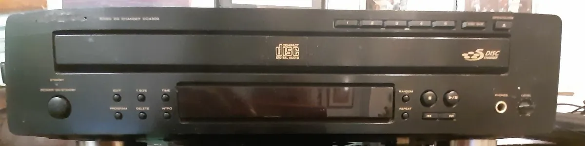 Marantz 5  cd  changer - Image 1