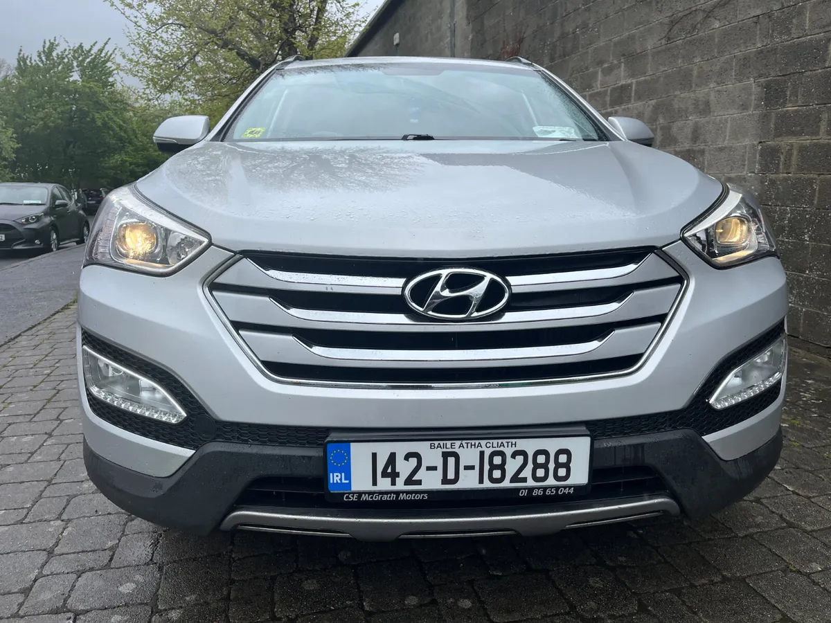 Hyundai Santa Fe 2014 4WD EXECUTIVE 4DR - Image 4