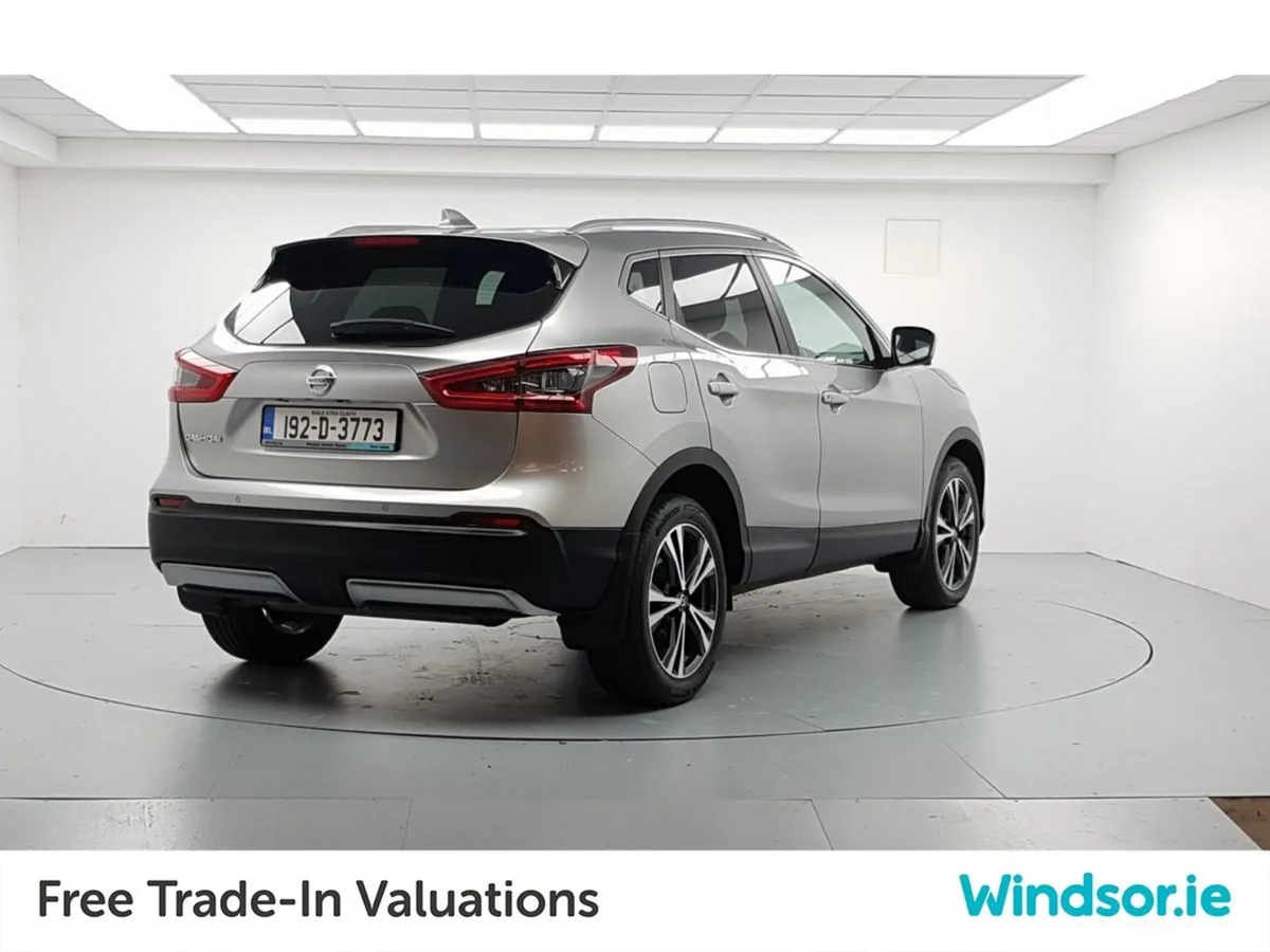 Nissan QASHQAI 1.3 PET SV Premium - Image 3