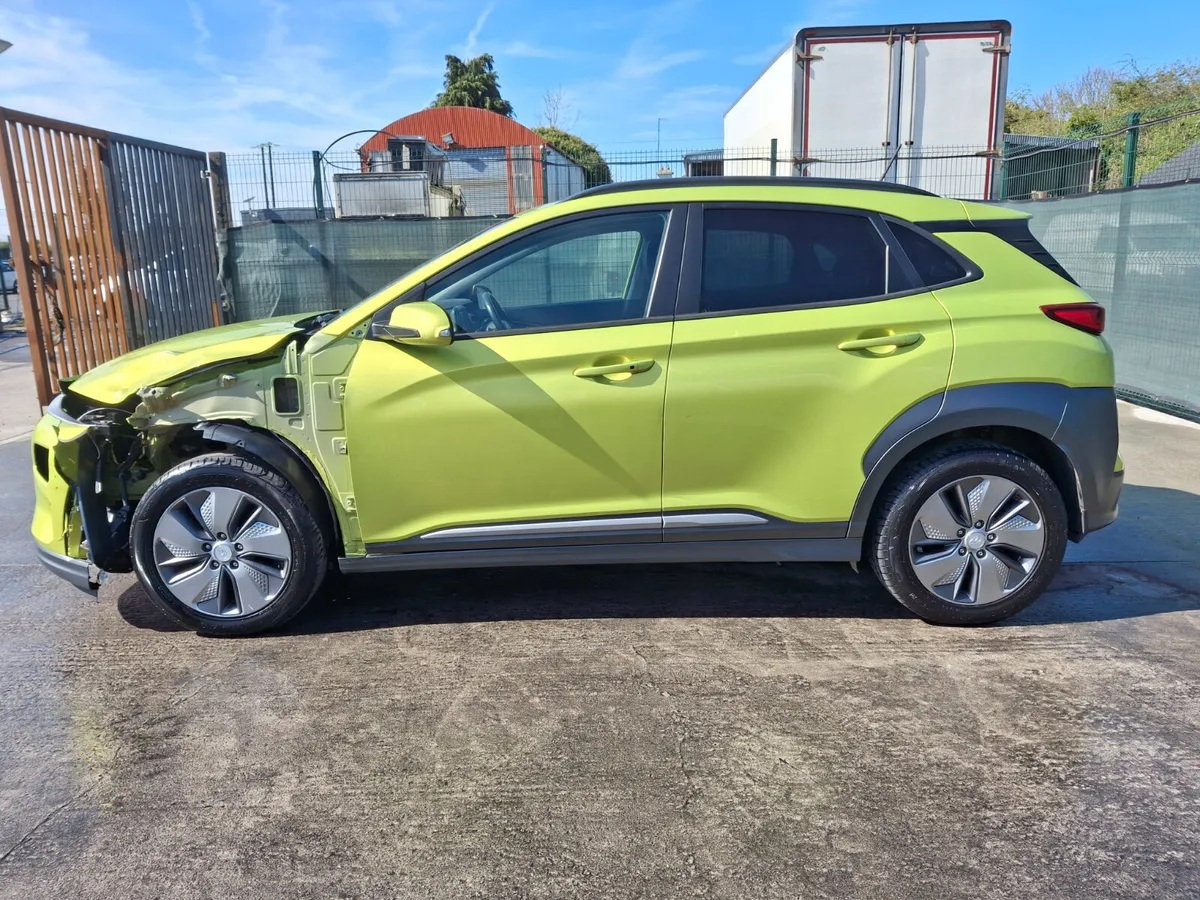 2019 Hyundai Kona  EV  64kw - Image 4