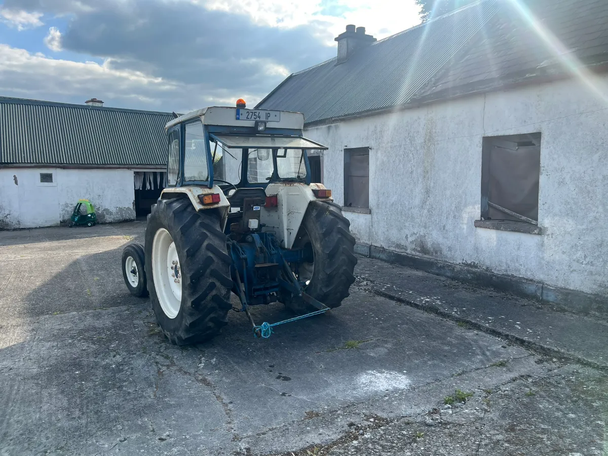Ford 4600 - Image 3