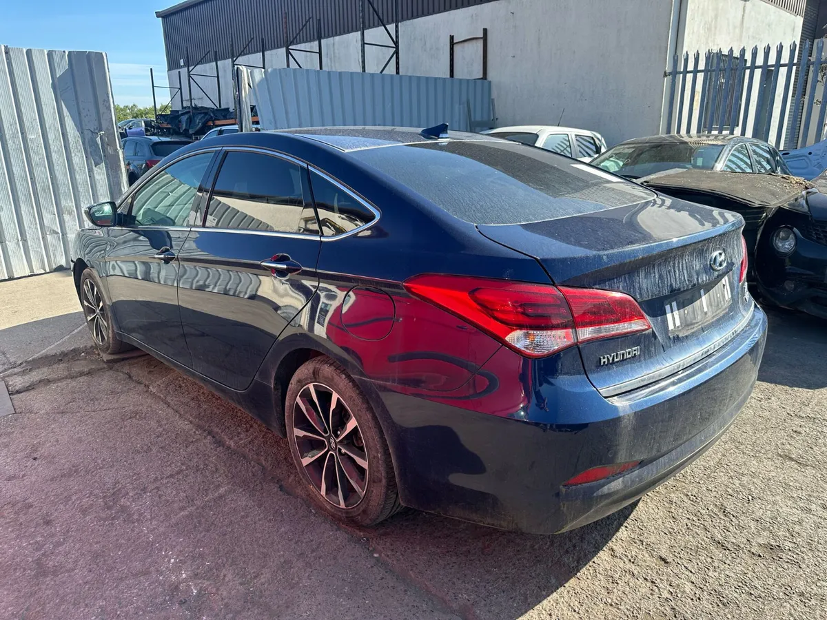 19 HYUNDAI I40  1.6 CRDI (D4FE) FOR BREAKING - Image 4