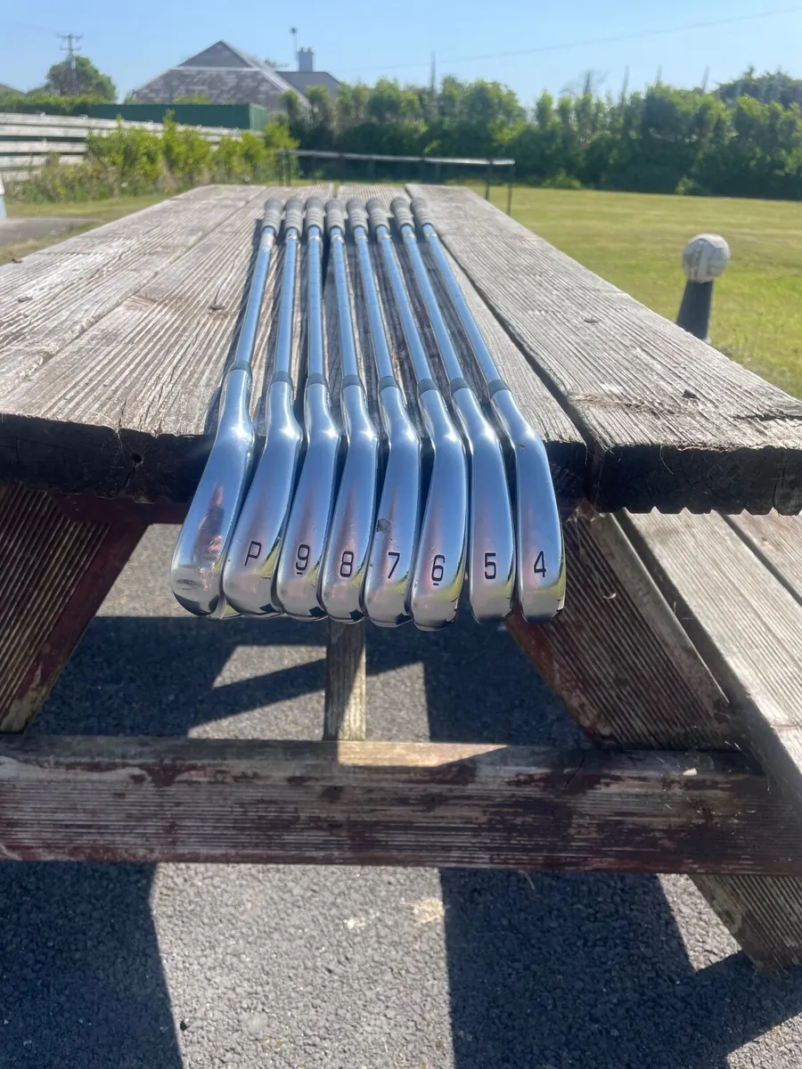 Golf clubs - Image 1