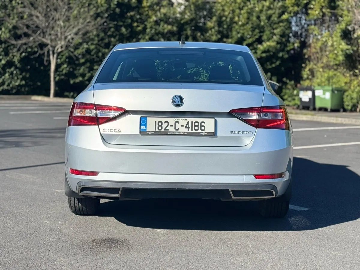 Skoda superb - Image 4