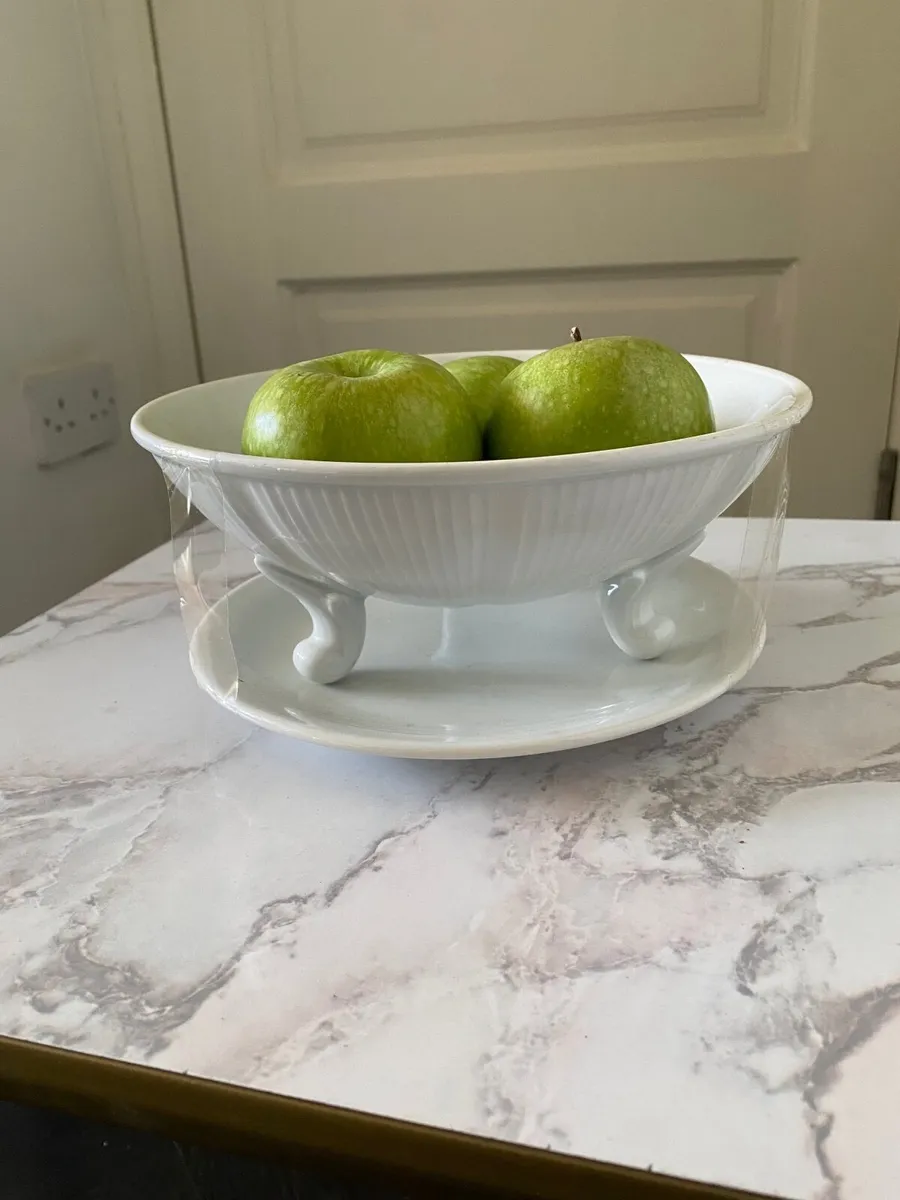 A Collinder Ceramic dish & plate - Image 1