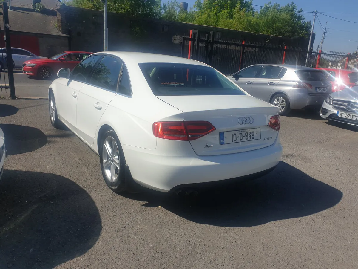 2010 AUDI A4 2.0 TDI  120 6 SPEED LIMITED EDITION - Image 4