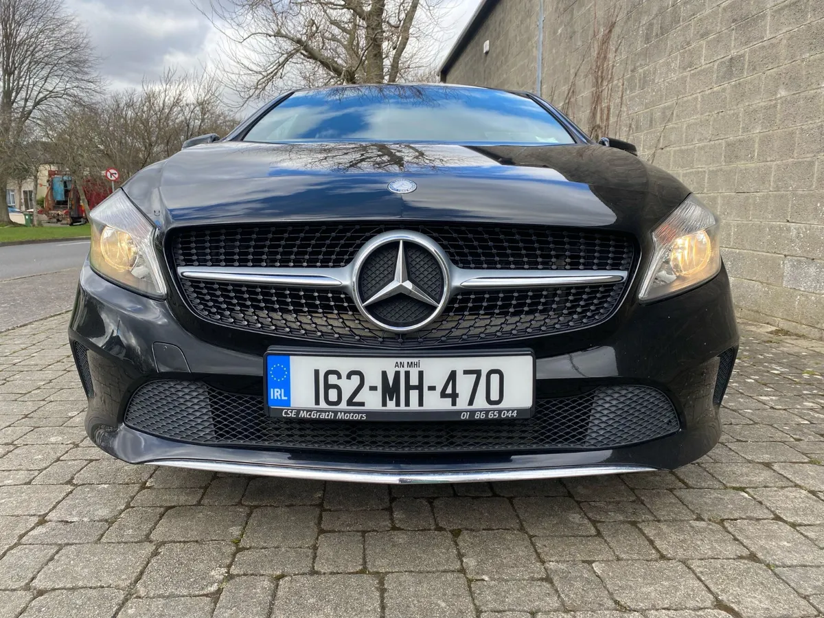 Mercedes-Benz A-Class 2016  160 D URBAN 5DR AUTO - Image 4