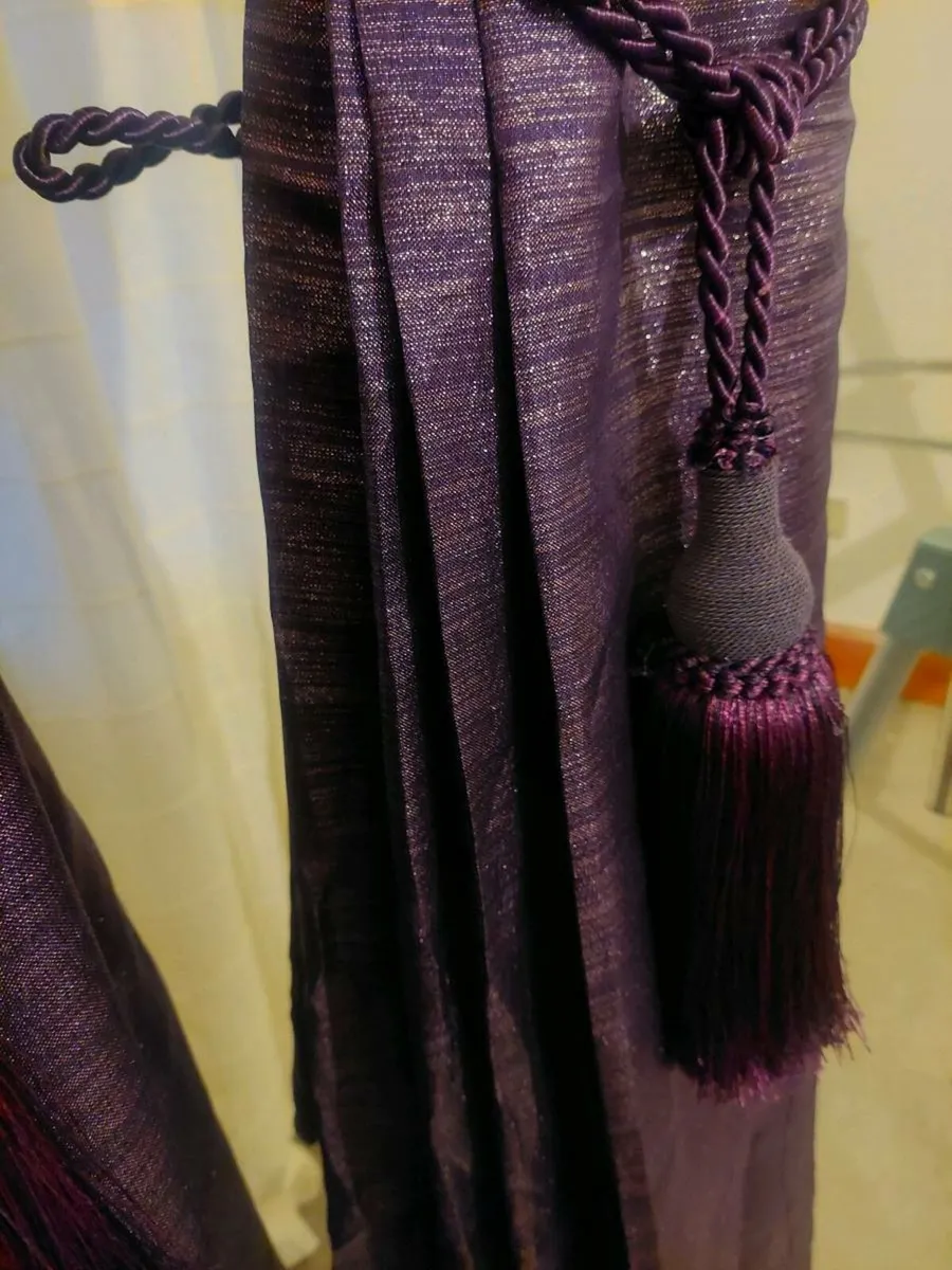 Curtains - Image 3