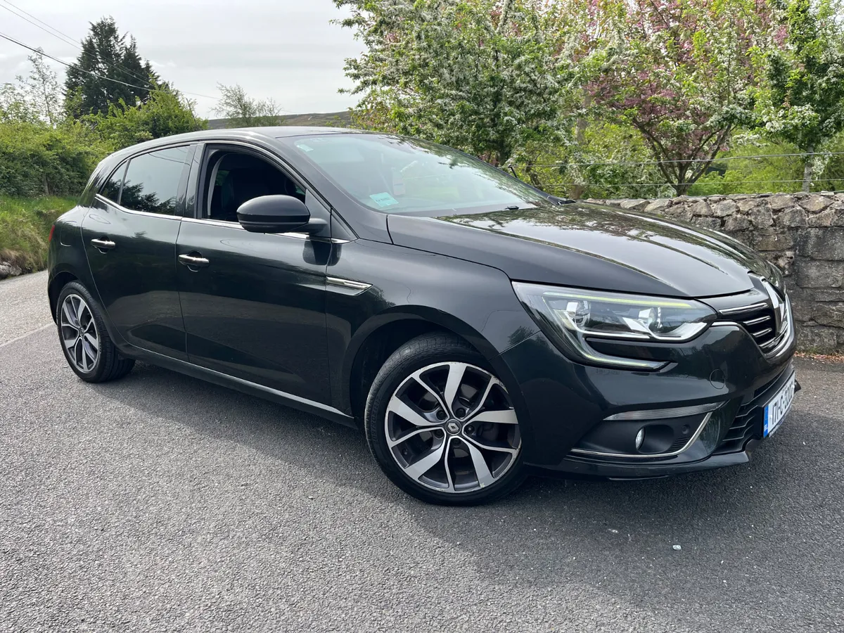 Renault Megane 2017 DYNAMIQUE  DCI 110 GT LINE - Image 2