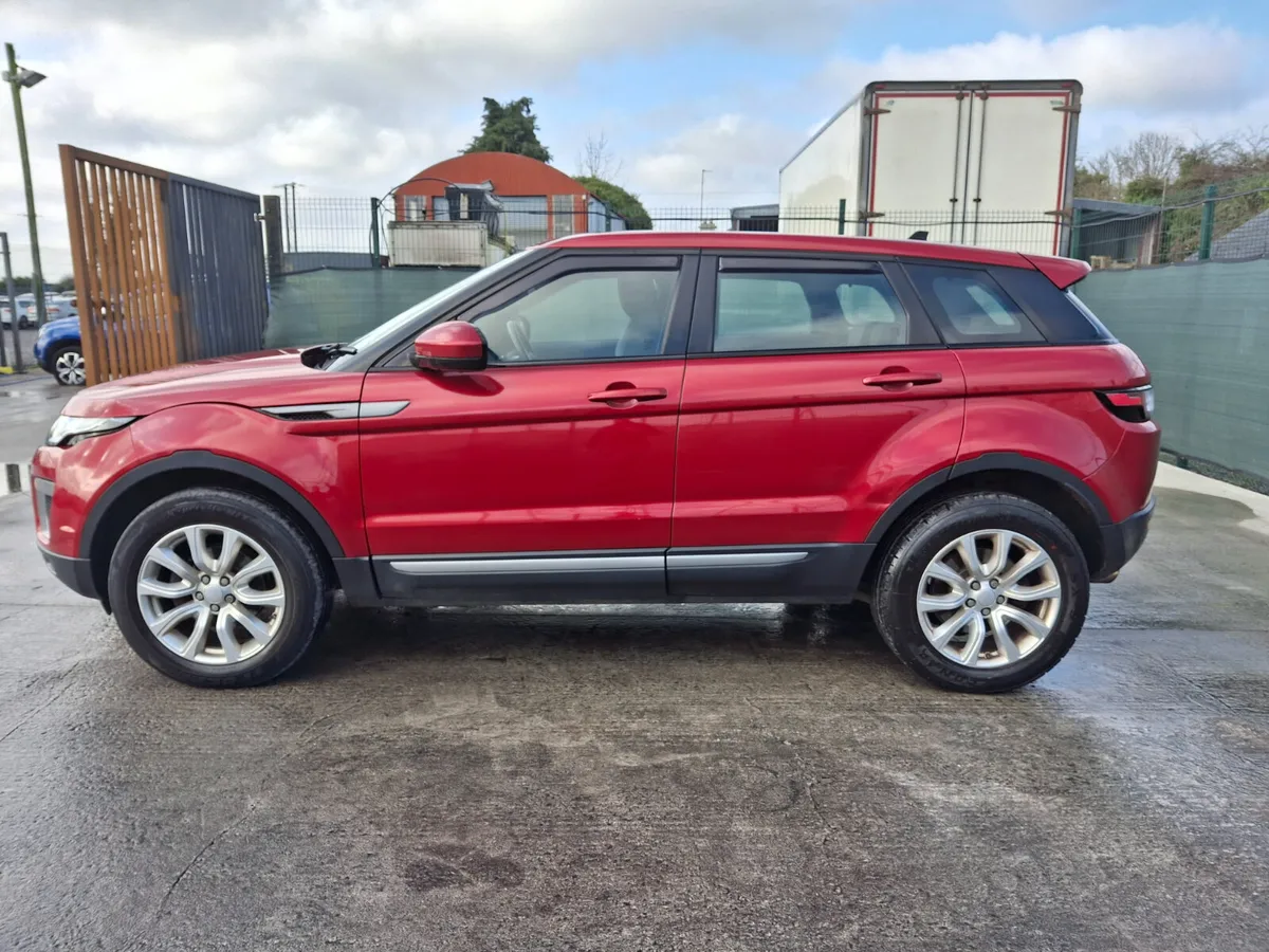 2016 Range Rover Evoque  2.0 Diesel  150bhp - Image 4
