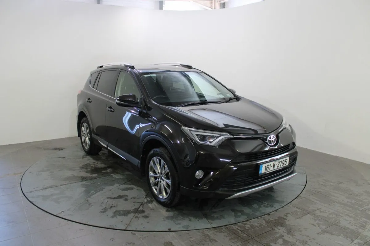 Toyota Rav4 2.0 D-4d (143) 2WD SOL - Image 1