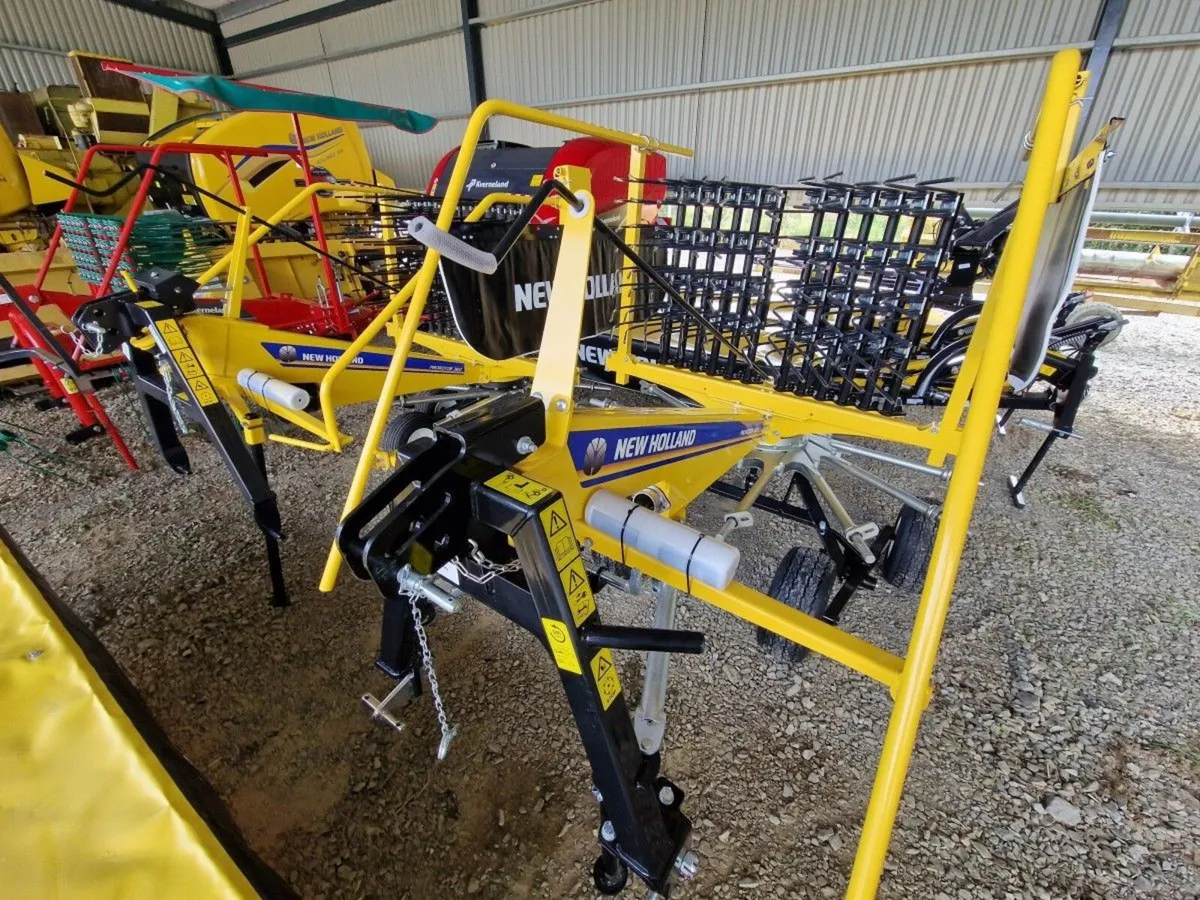NEW HOLLAND 360 - Image 2