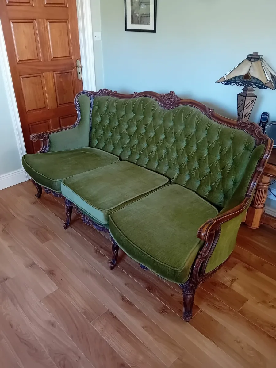 Couch - Image 2