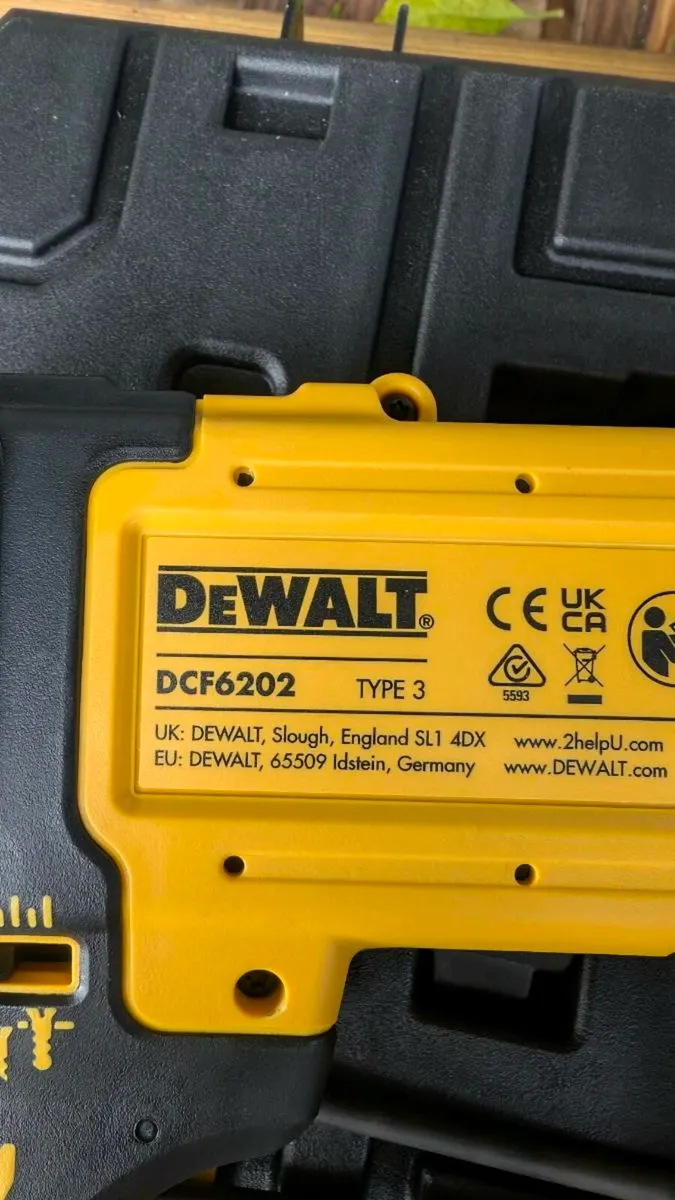 DeWalt Brushless 18v Drywall Screwdriver - New - Image 4