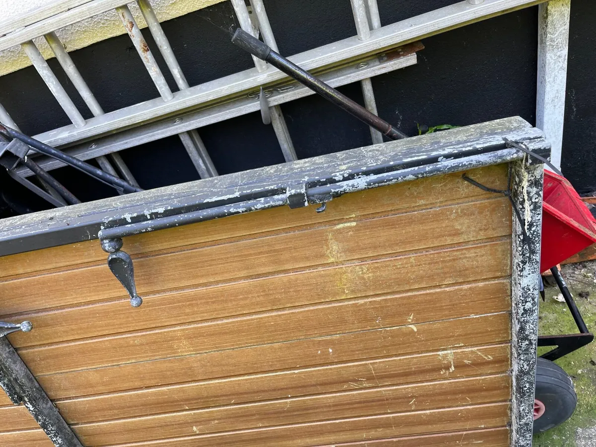 Steel gate - Image 1