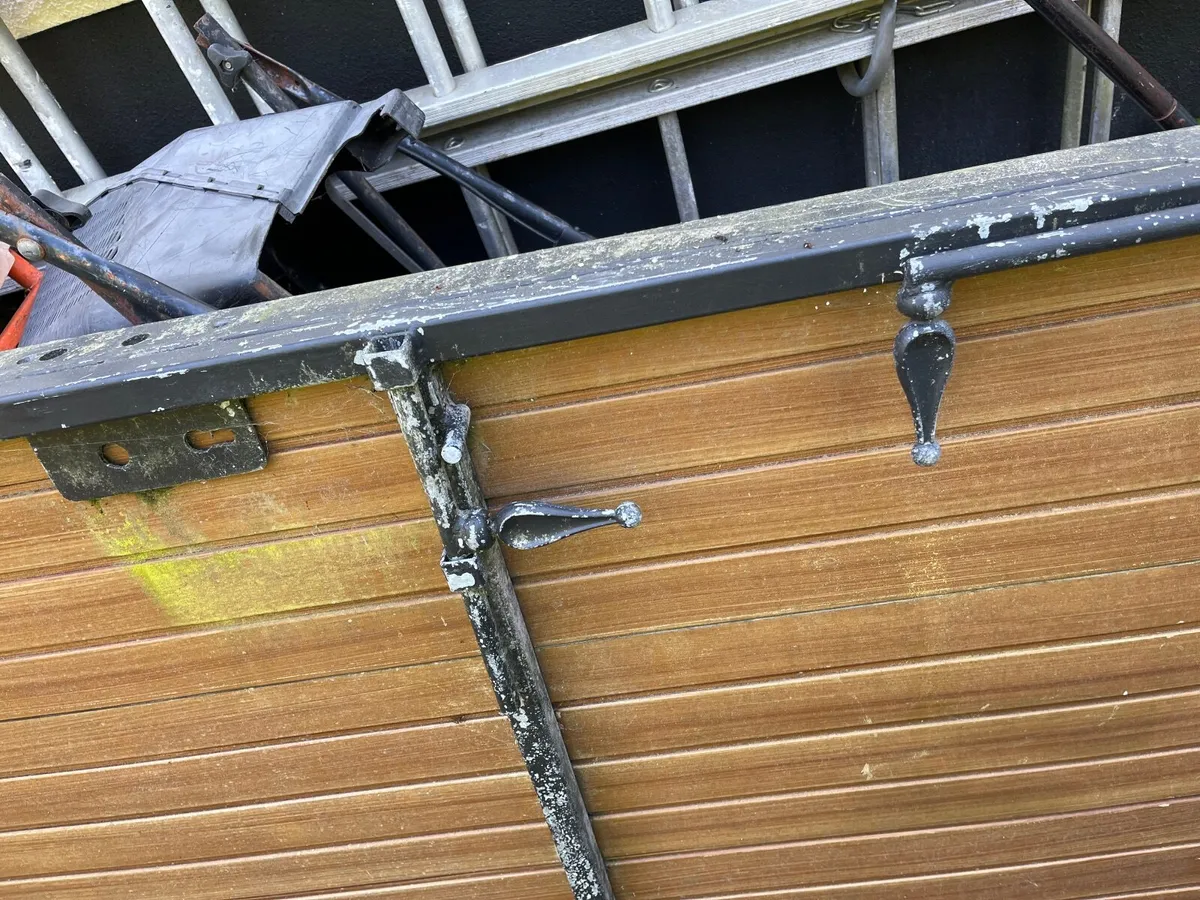 Steel gate - Image 2